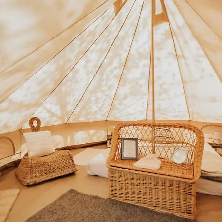 Luxe tent Cocooning Tipi - *
