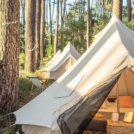 Cocooning Tipi - *